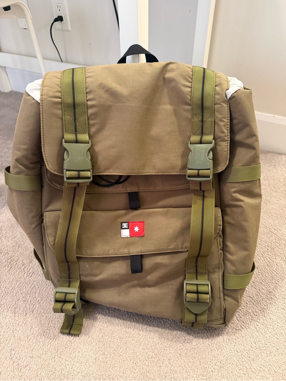 DC Shoes rucksack backpack tan olive flap